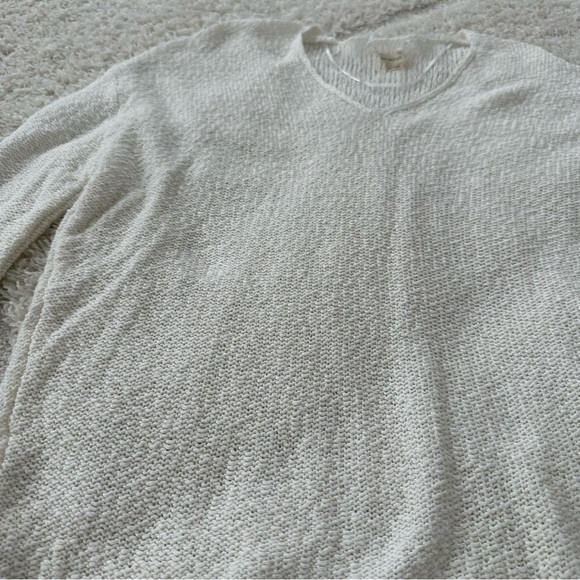 Urban Outfitters Knit Sweater - Picture 3 of 4